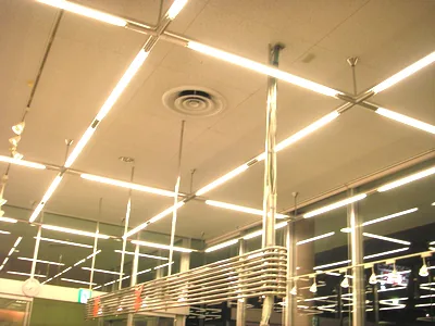 店舗に設置されたLED照明